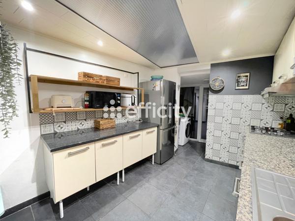 Maison 5 pièces - 94 m²