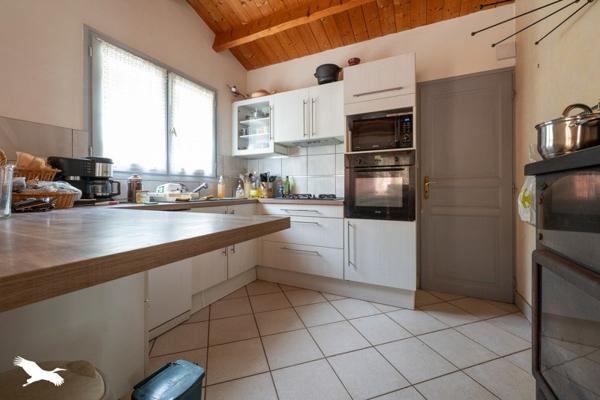 Maison 379 080 € Dolus-d'Oléron 5 p 98 m² DPE D
