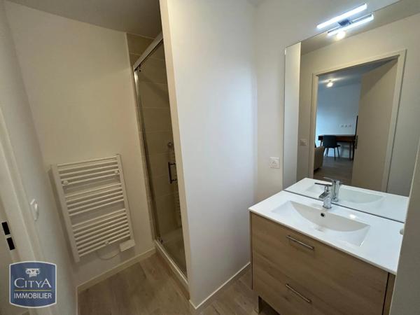 Appartement à louer 1 pièce 23.52m²