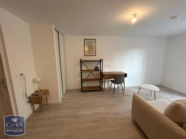 Appartement à louer 1 pièce 23.52m²
