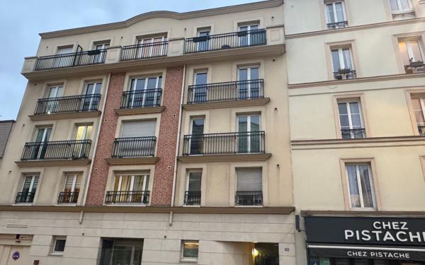 Appartement à vendre    3 pièces • 75 m2 Asnières-sur-Seine