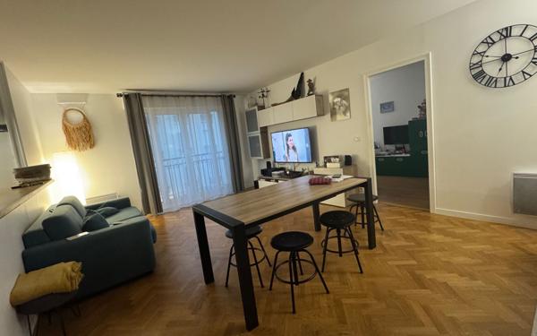 Appartement à vendre    3 pièces • 75 m2 Asnières-sur-Seine