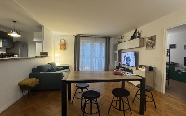 Appartement à vendre    3 pièces • 75 m2 Asnières-sur-Seine