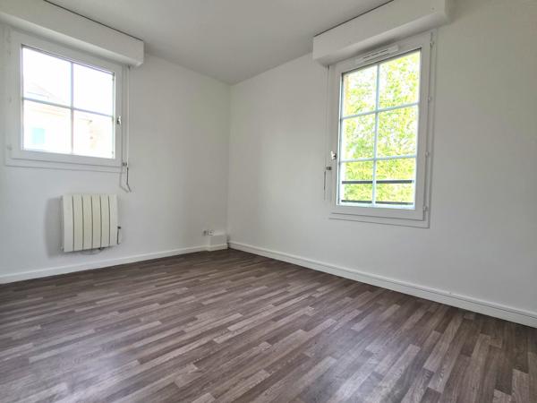 Appartement
         4 pièces
        - 88 m² 282 000 € *