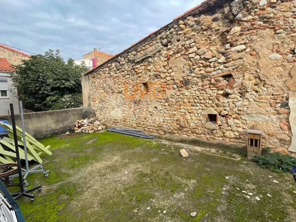 Grange avec studio attenant Thuir