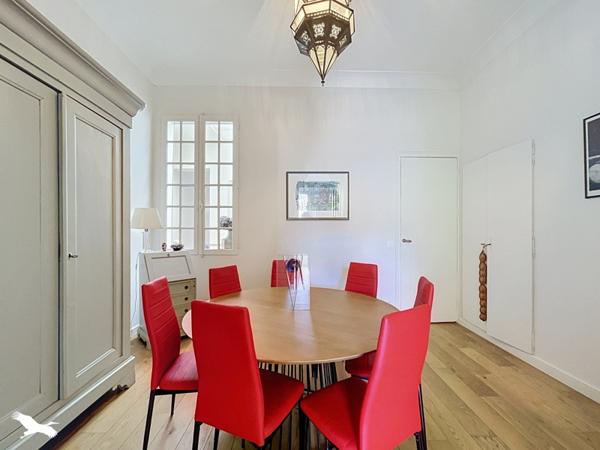 Maison 689 973 € Bordeaux 7 p 172 m² DPE C