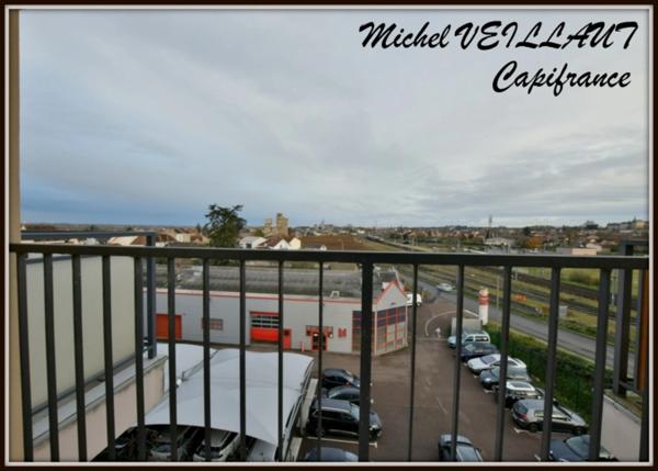 Appartement à vendre 4 pièces YZEURE (03), 4éme étage avec ascenseur, très bon état général