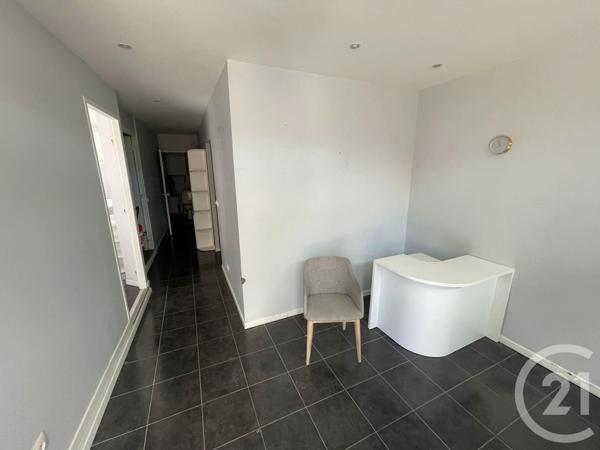 Immeuble à vendre  200 m2 DAMMARTIN EN GOELE - 77