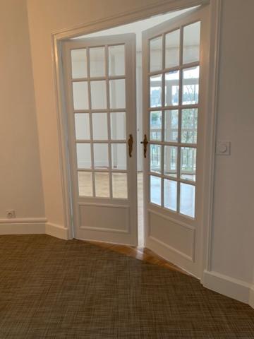 Appartement 5 pièce(s) 3 chambre(s) 128 m²