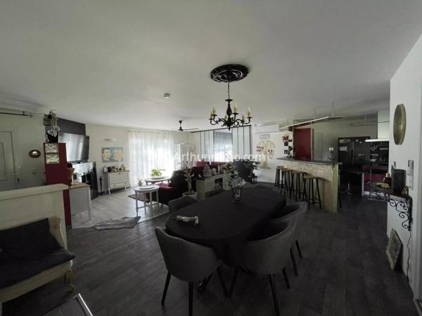 Vente Maison 9 pièces 149 m2 à Matha