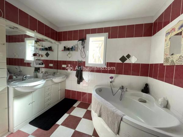 Vente Maison 9 pièces 149 m2 à Matha