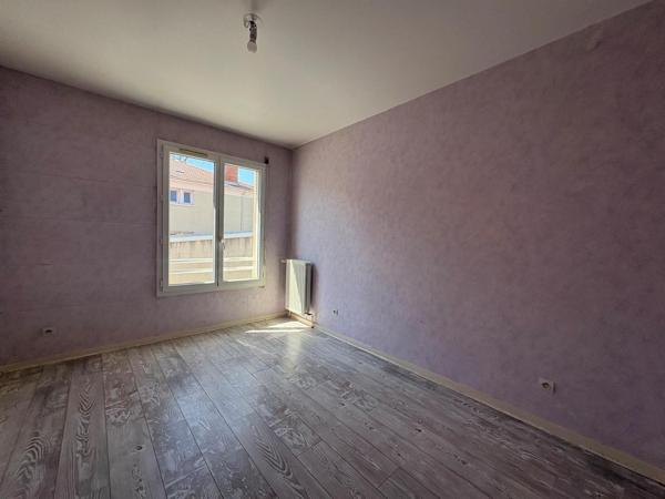Appartement 3 pièces de 76 m² à Andrezieux boutheon