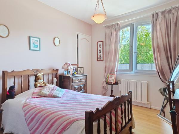 Maison Traditionnelle T7 de 170 m² – Terrain de 1600 m² au Calme, Piscinable et constructible