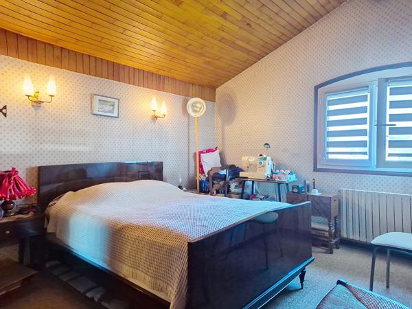 Maison Traditionnelle T7 de 170 m² – Terrain de 1600 m² au Calme, Piscinable et constructible