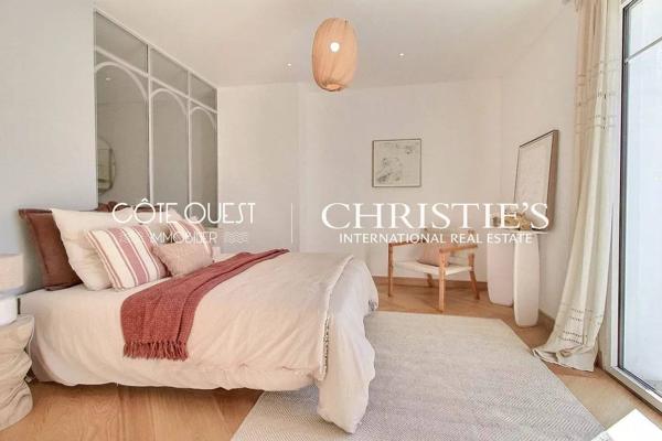 À vendre Urrugne - Villa de 9 pièces avec piscine