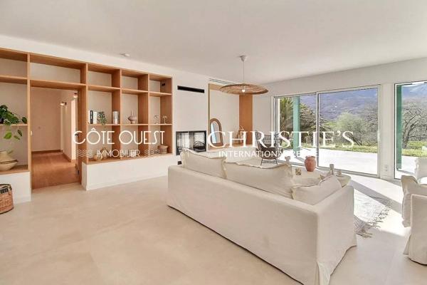 À vendre Urrugne - Villa de 9 pièces avec piscine