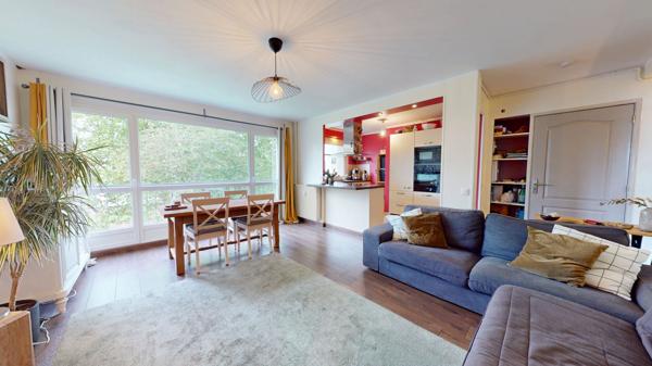 RIVE GAUCHE - GRAND 2 PIECES DE 52 m²