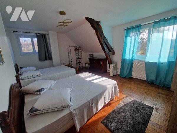 Proche de la cote d'Albâtre, maison d'~220m² et son moulin d'~159m² sur un terrain d'~9700m².