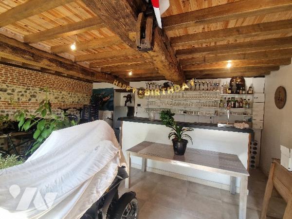 Proche de la cote d'Albâtre, maison d'~220m² et son moulin d'~159m² sur un terrain d'~9700m².