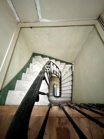 Immeuble de 222 m2 à Bordeaux secteur Lescure