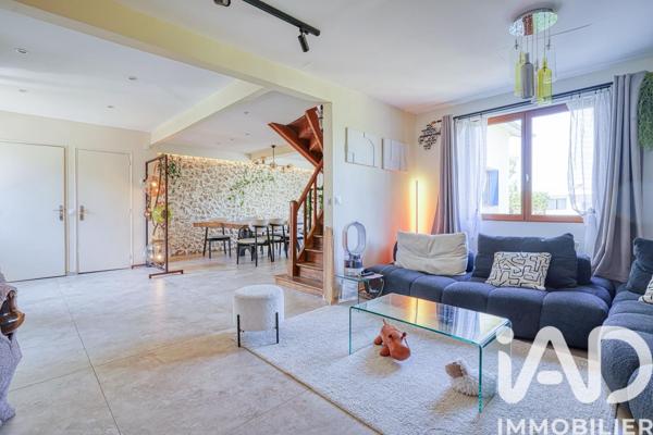 Maison à vendre 5 pièces 210 m² Cachan