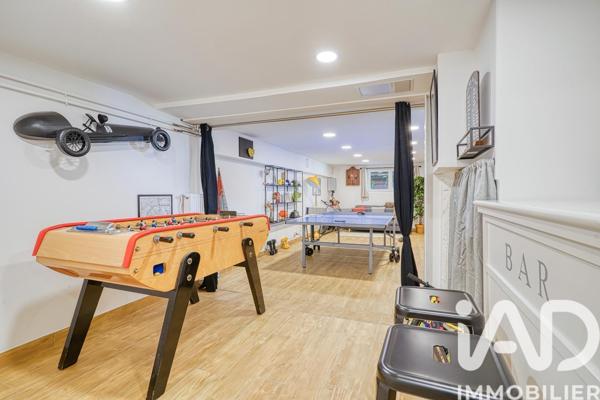 Maison à vendre 5 pièces 210 m² Cachan