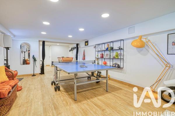 Maison à vendre 5 pièces 210 m² Cachan