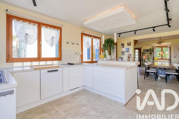 Maison à vendre 5 pièces 210 m² Cachan
