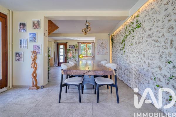 Maison à vendre 5 pièces 210 m² Cachan