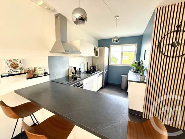 Maison à vendre  5 pièces - 89 m 2   LA CHAPELLE SUR ERDRE  - 44