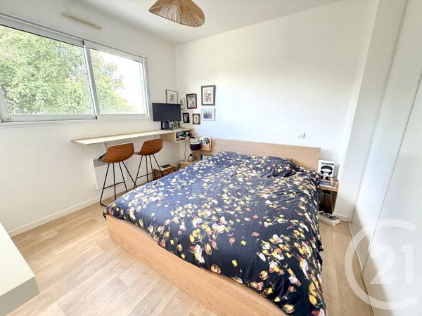 Maison à vendre  5 pièces - 89 m 2   LA CHAPELLE SUR ERDRE  - 44