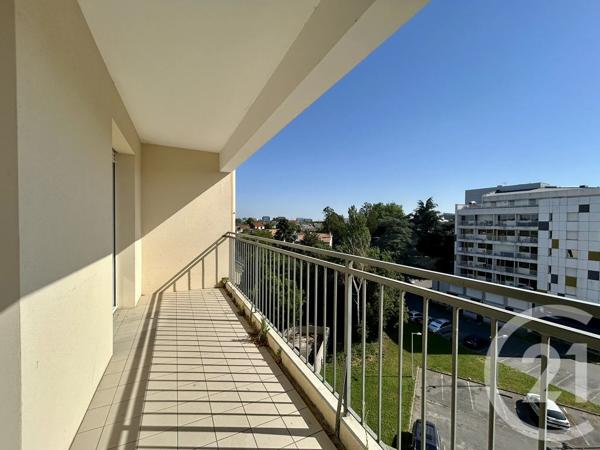 Appartement F2 à vendre  2 pièces - 44,96 m 2   LA ROCHE SUR YON  - 85