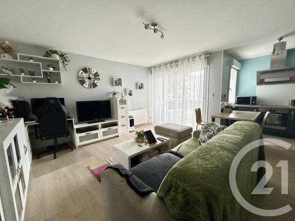 Appartement F2 à vendre  2 pièces - 44,96 m 2   LA ROCHE SUR YON  - 85