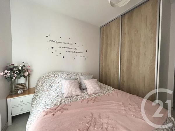 Appartement F2 à vendre  2 pièces - 44,96 m 2   LA ROCHE SUR YON  - 85