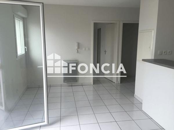 Location Appartement 2 pièces 36.54 m² - 36 RUE FERDINAND BUISSON La Roche Sur Yon 85000