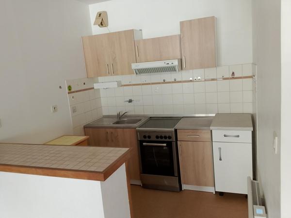 Bel appartement situé en plein centre ville ,à saisir d'urgence