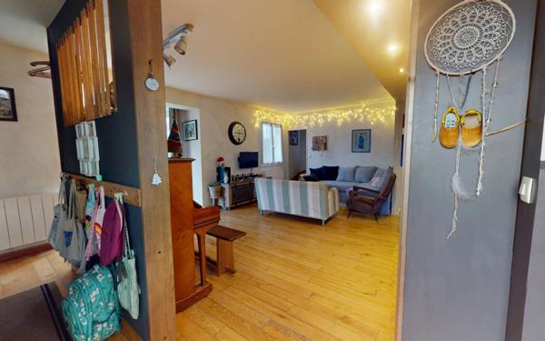 Maison à vendre    3 pièces •  Héauville