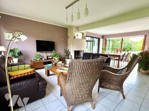 HAZEBROUCK Centre Ville : Superbe propriété à deux pas du centre ville d'Hazebrouck ! Très bel ...