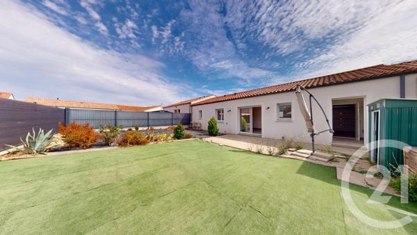 Maison à vendre  4 pièces - 83,30 m 2   ANGLES  - 85