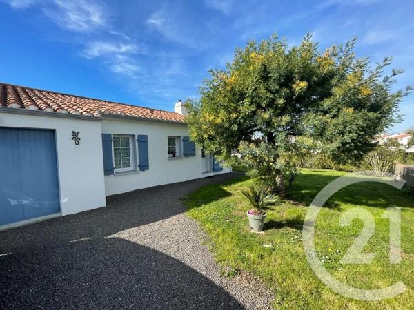 Maison à vendre  4 pièces - 83,30 m 2   ANGLES  - 85