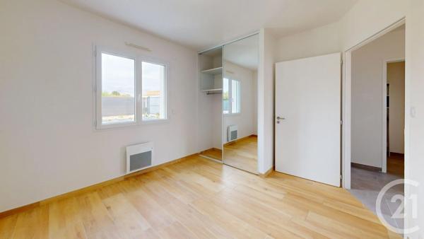 Maison à vendre  4 pièces - 83,30 m 2   ANGLES  - 85
