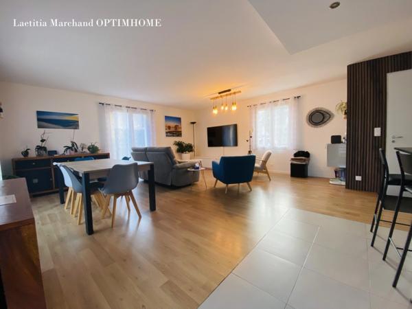 Maison 4 faces de plain pieds proche Prades (66)