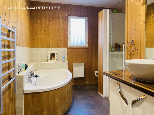 Maison 4 faces de plain pieds proche Prades (66)