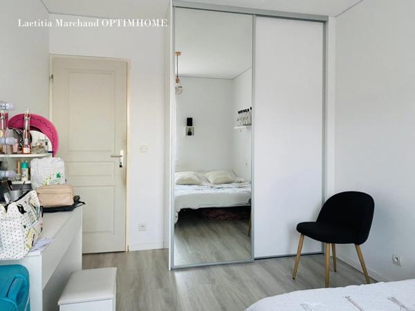 Maison 4 faces de plain pieds proche Prades (66)