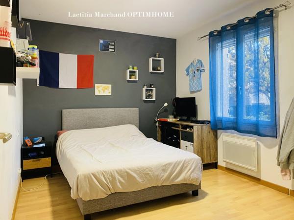 Maison 4 faces de plain pieds proche Prades (66)