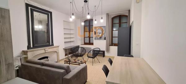 studio 38 m2 Pont ST Esprit