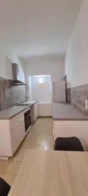 studio 38 m2 Pont ST Esprit