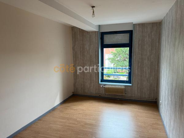 Location Appartement128 m² - 5 Pièces - SAINT POL SUR TERNOISE (62130)