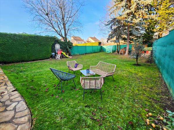 Maison Nandy 5 pièce(s) 103.48 m2