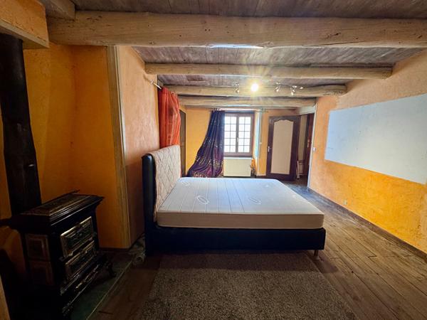 Grande Maison de bourg, 132 m2, 3 chambres, village médiéval